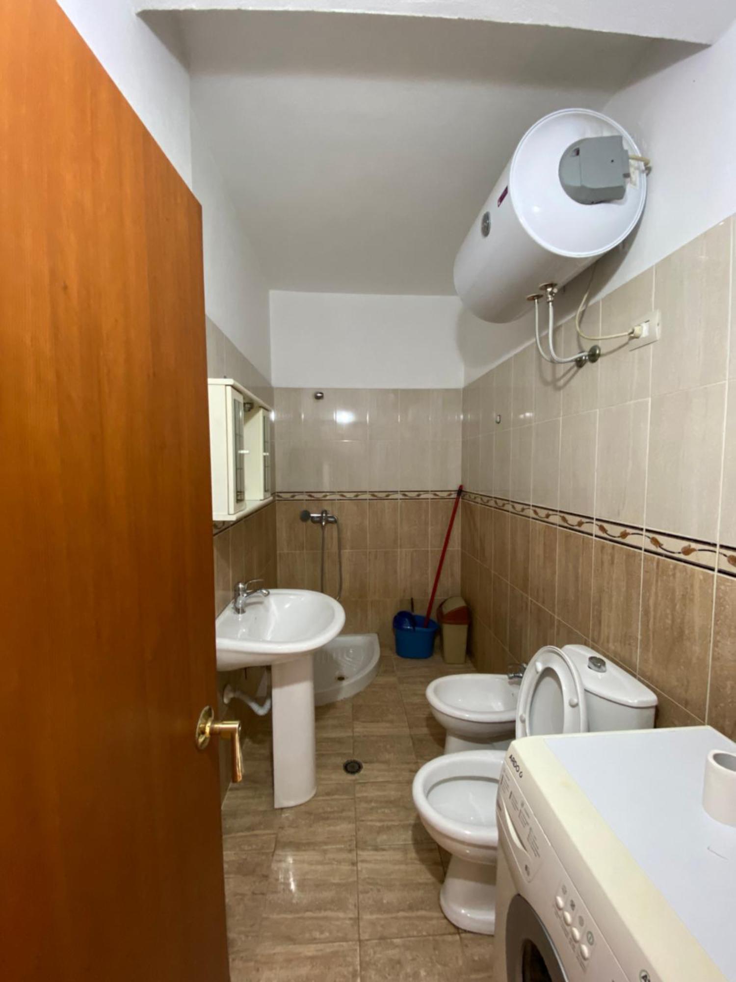 Leo Apartament Драч Екстериор снимка