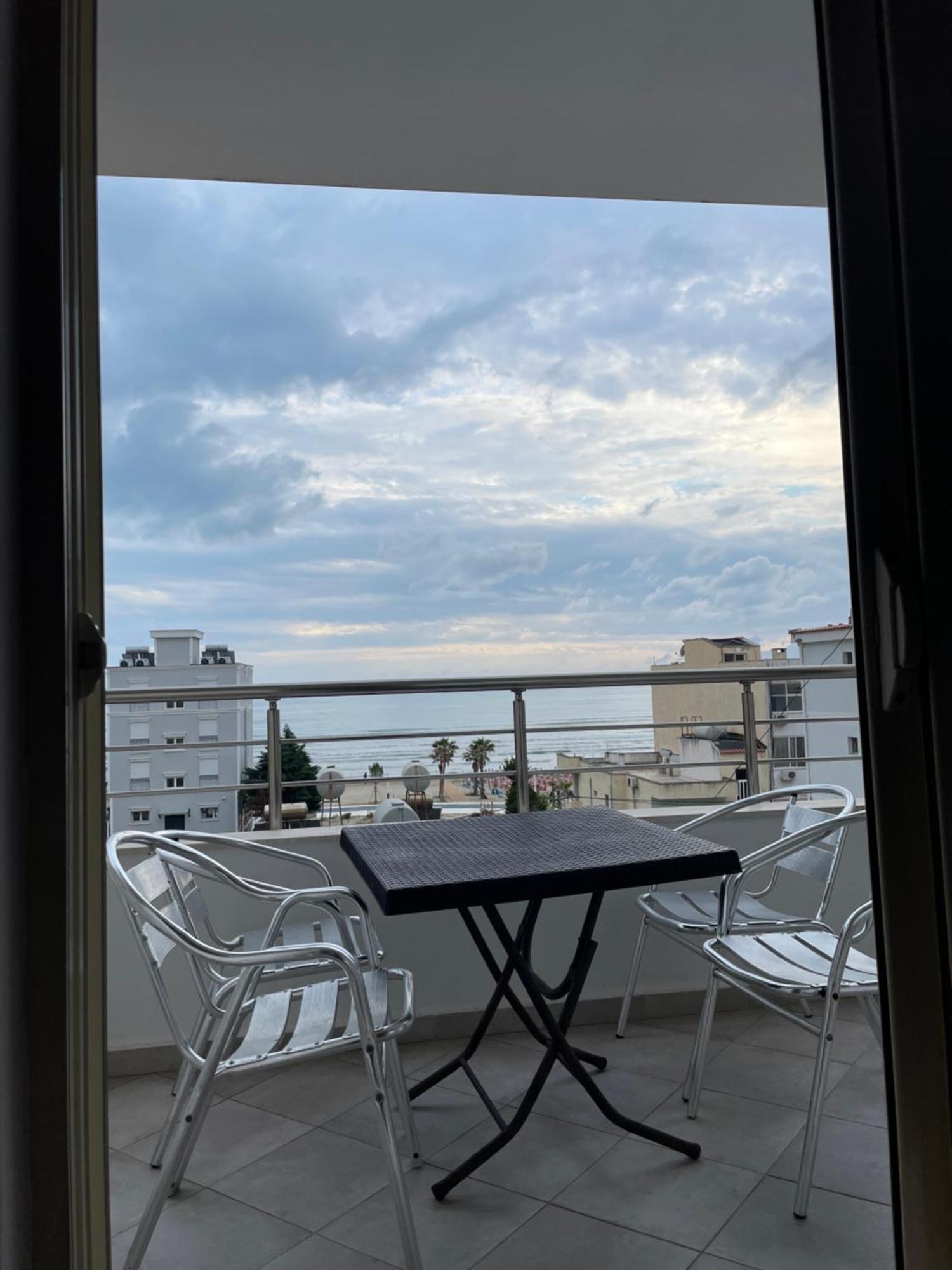 Leo Apartament Драч Екстериор снимка