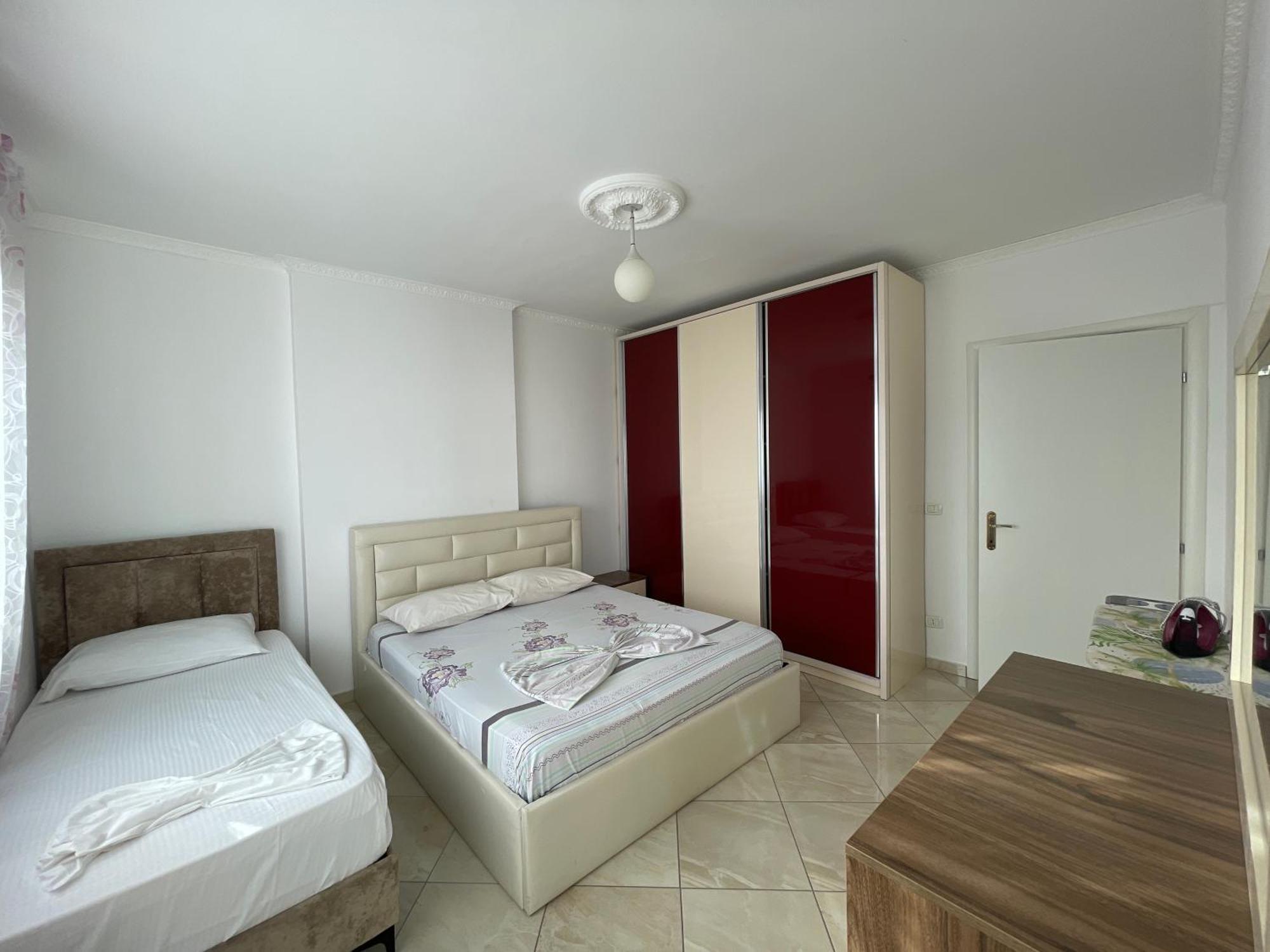 Leo Apartament Драч Екстериор снимка