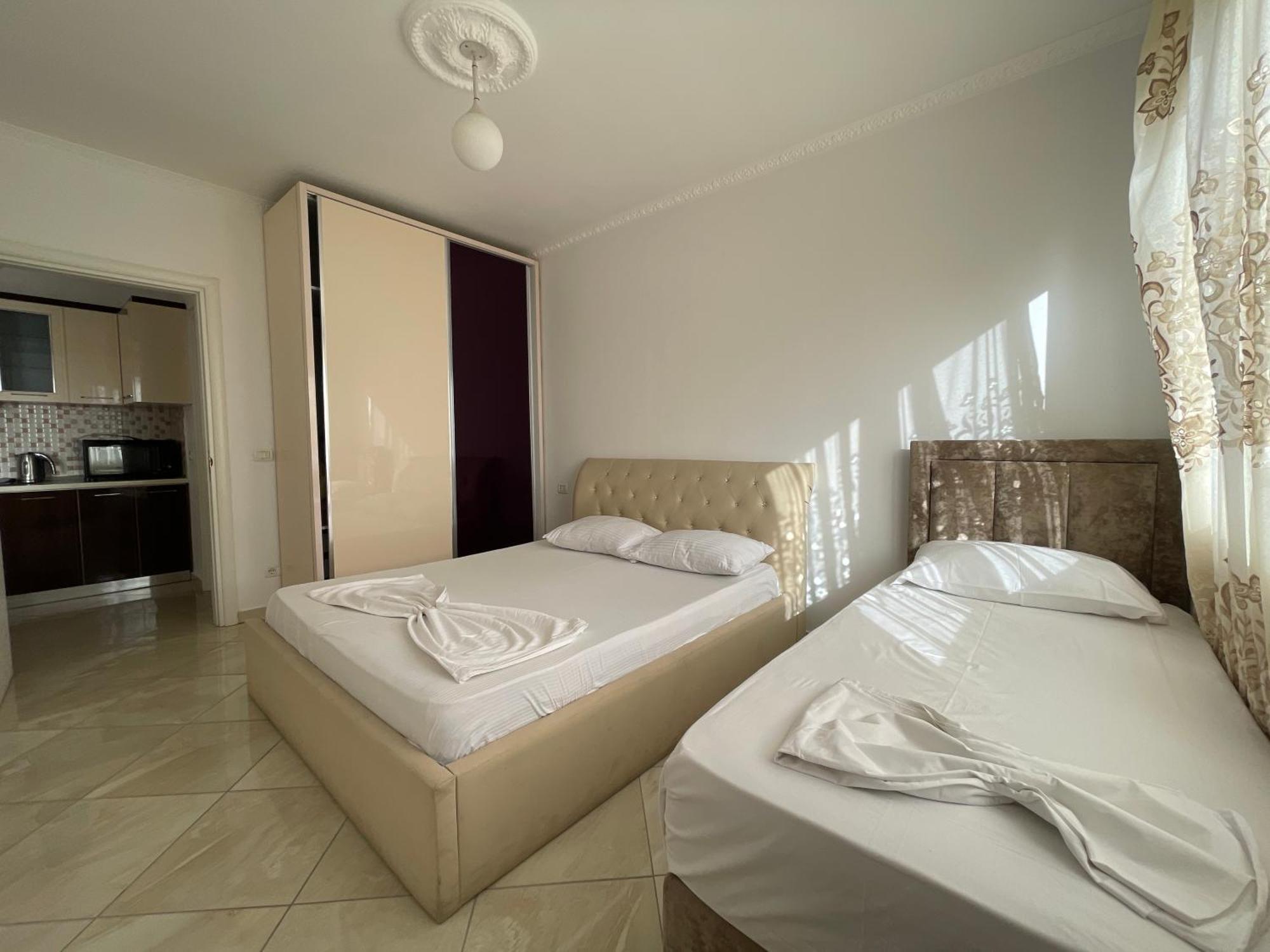Leo Apartament Драч Екстериор снимка