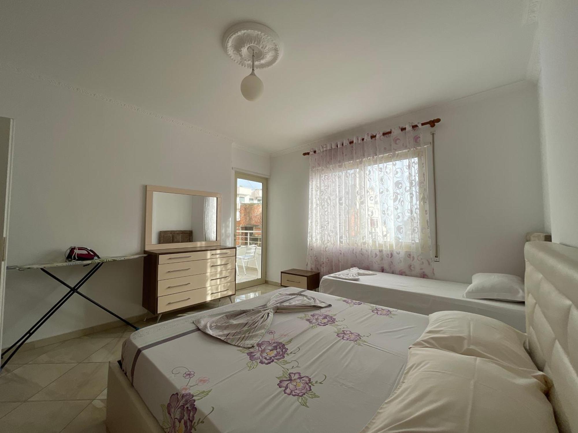 Leo Apartament Драч Екстериор снимка